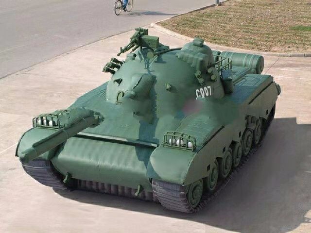 乐业小型军事坦克